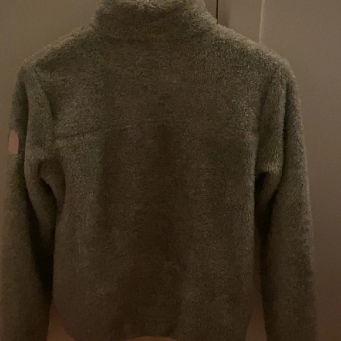 Grå flisjacka  - 90