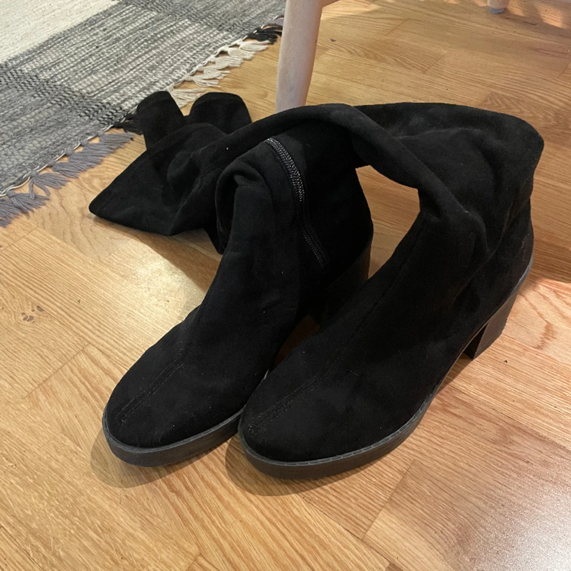 Knähöga boots - 91