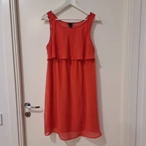 Klänning  - Storlek s