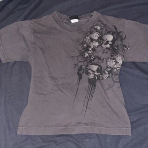 babytee - super söt skull babytee