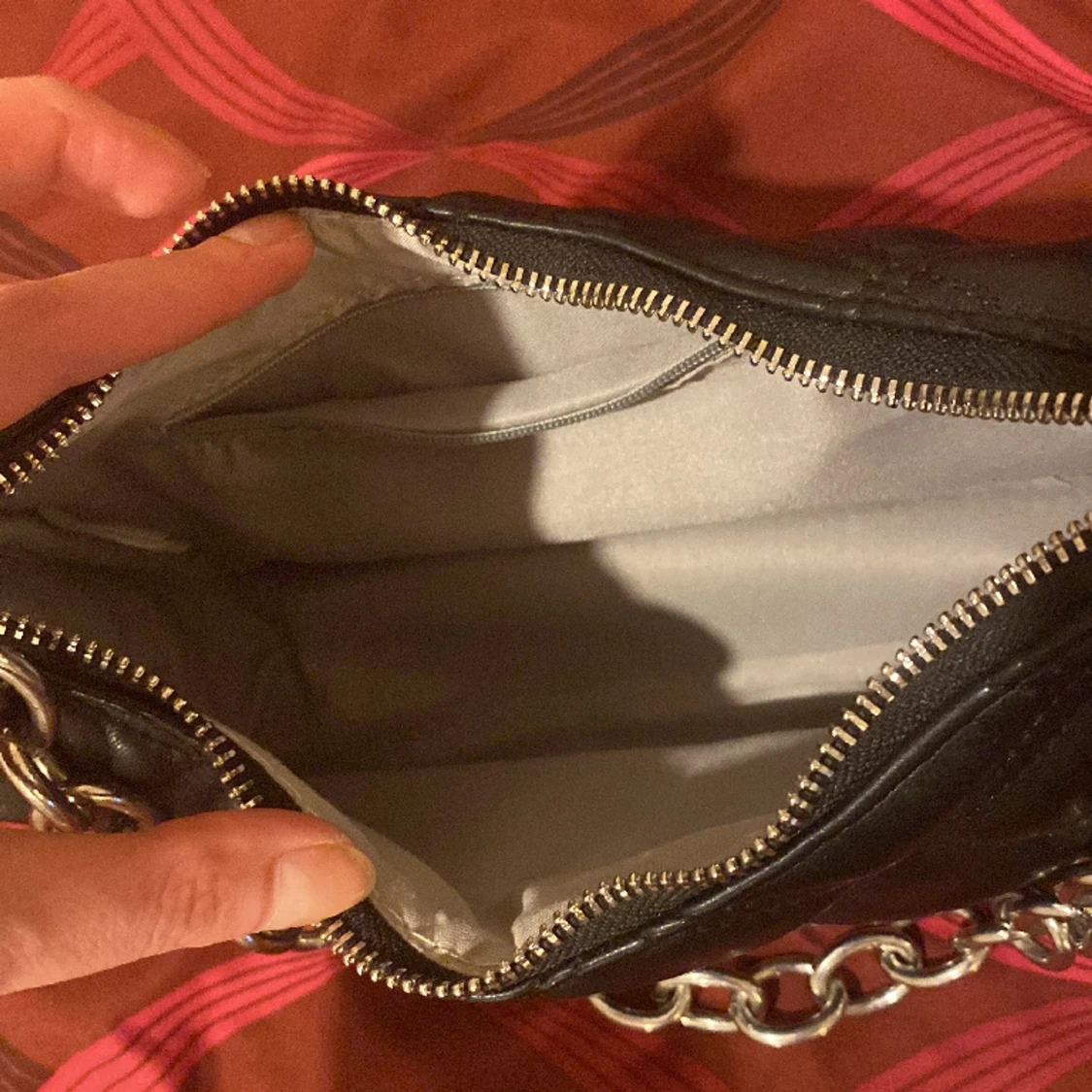 Svart axelväska - 90