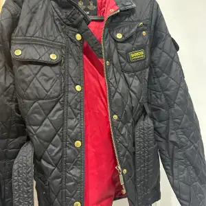 Barbour jacka xs