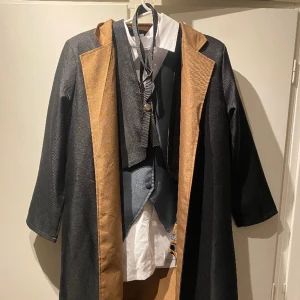 Chuuya nakahara cosplay - I bra skick, använd 3 gånger.  