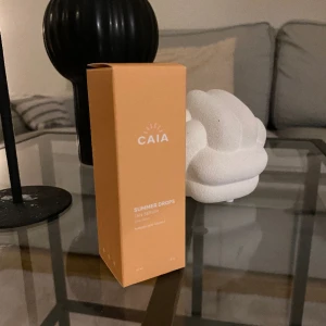 CAIA SUMMER TAN DROPS - Oavbruten förpackning - helt ny.  Nypris 295kr  Mitt pris 200kr   KÖP VIA PLICK & FÅ FRI FRAKT FRAM TILL 29/1 💛
