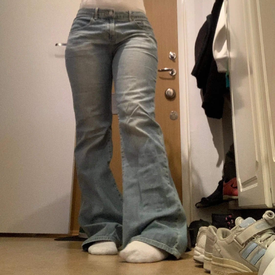 assnygga low waist bootcut jeans - 91