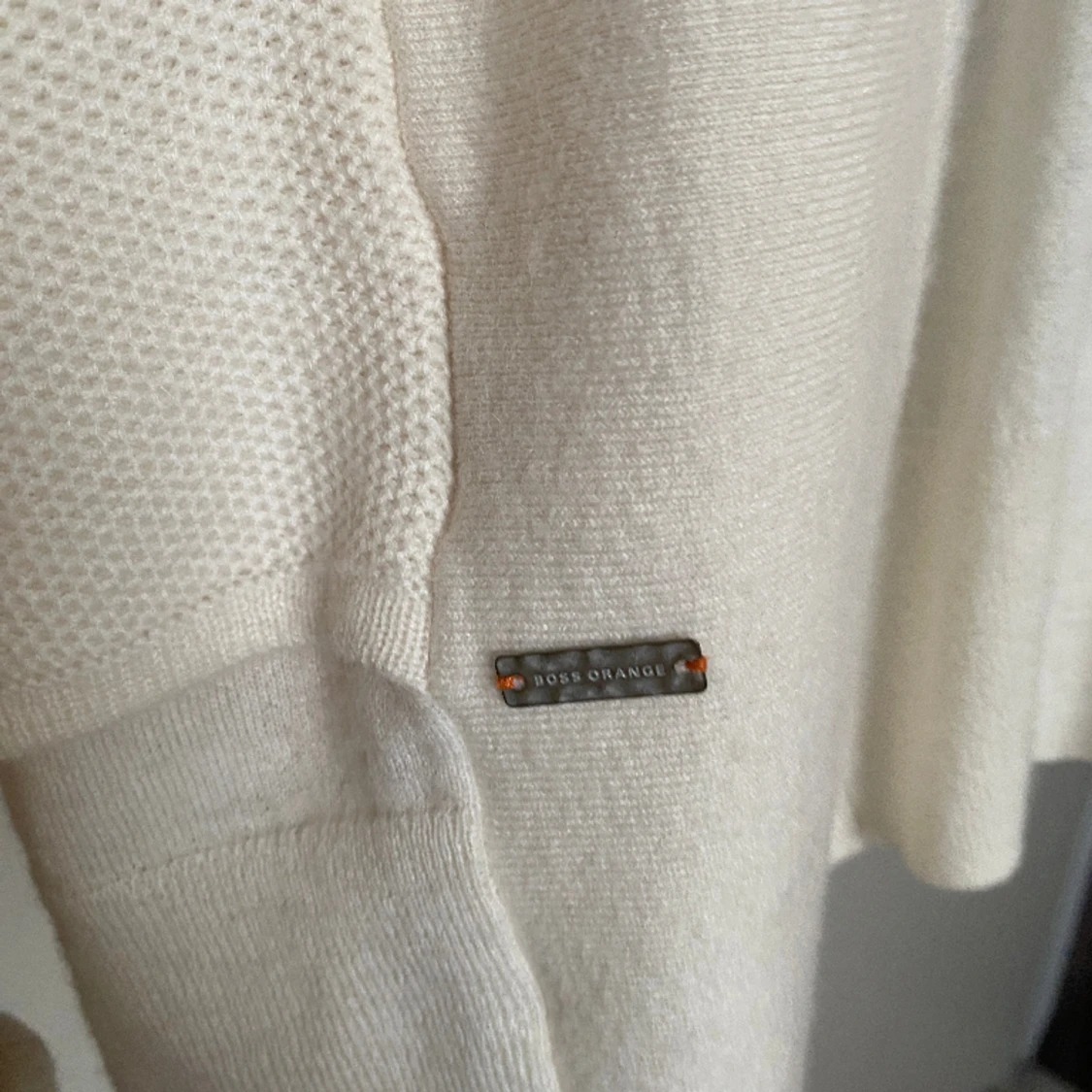Hugo Boss cardigan - 90