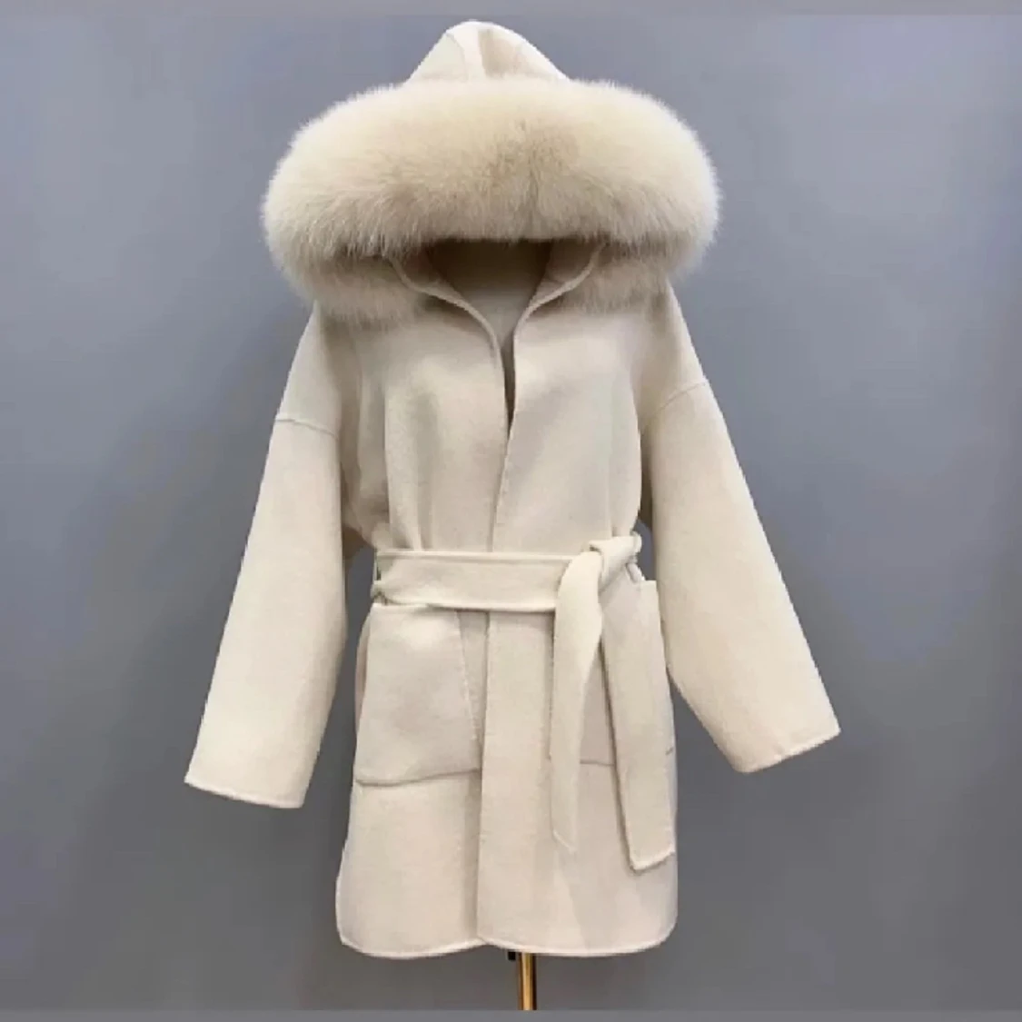 Cashmere kappa i beige