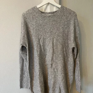 Oversized stickad tröja  - Oversized