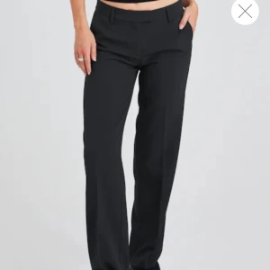 kostymbyxor maddie - kostymbyxor från bikbok enbart testade ( lånade bilder ) skriv för egna