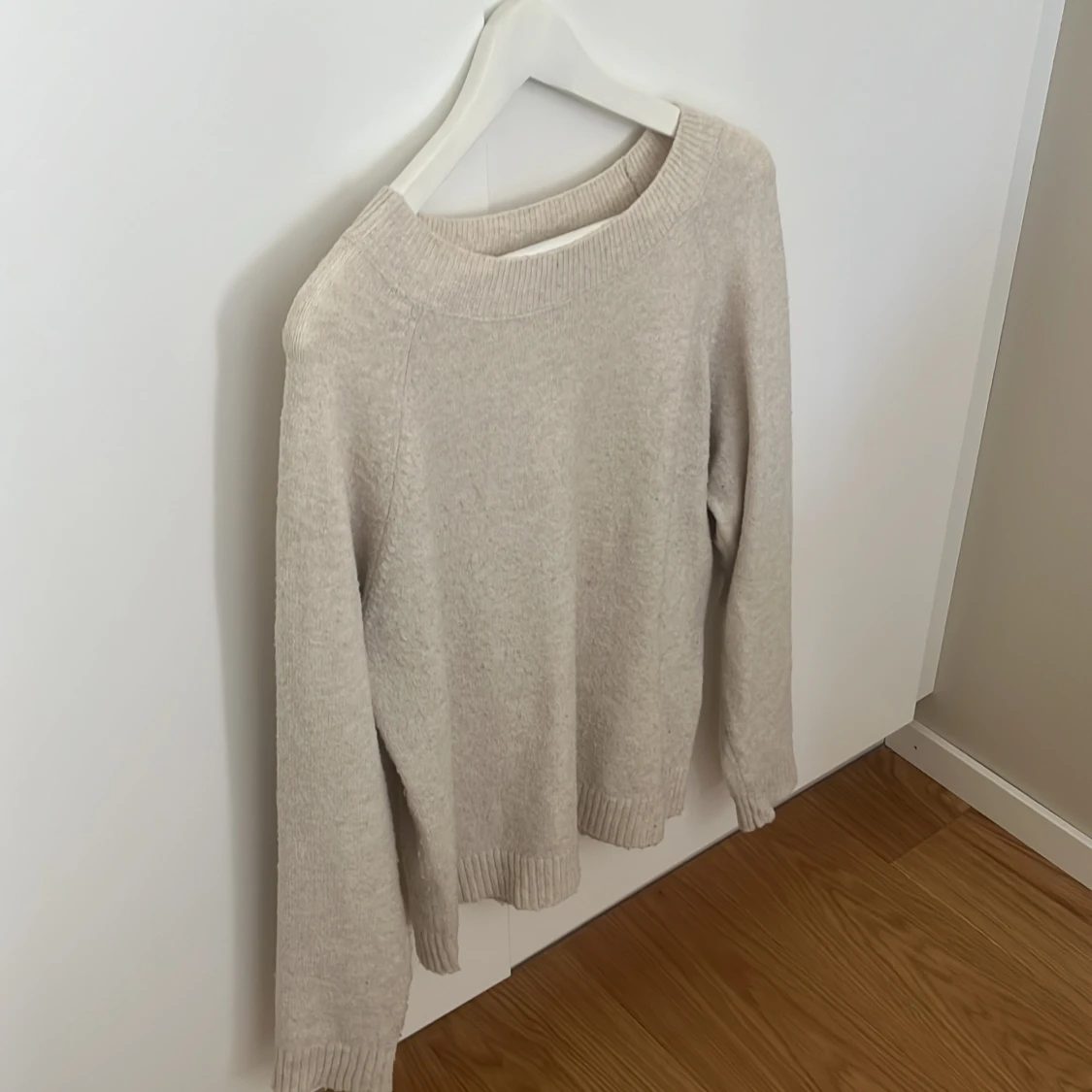 Beige tröja  - 90