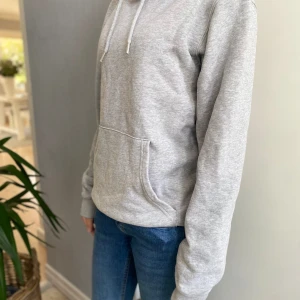 Mi amor hoddie - Har haft den i ett år den är använd men i bra skick 