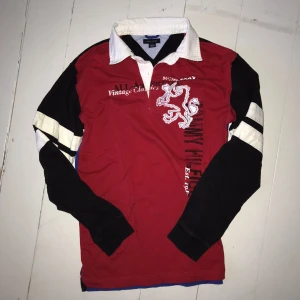 Chief keef type polo - ❗Lång ärmad polo❗Dma för mer info/bilder❗9/10 condition❗Kan skicka bättre bilder❗S/M