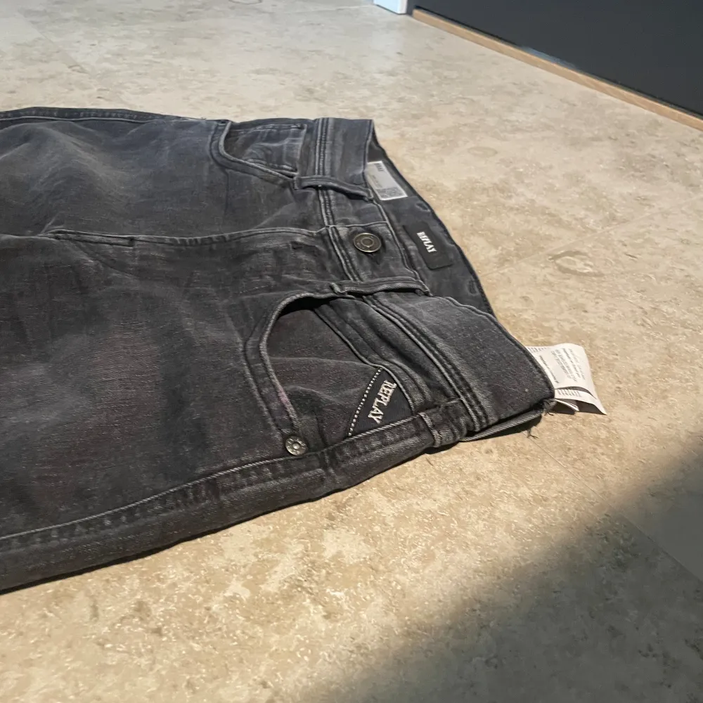 Replay jeans  155 cm  Aldrig använda  . Jeans & Byxor.