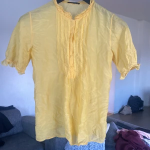 vintage blus❤️ - vintage blus passar s/m så fin❤️