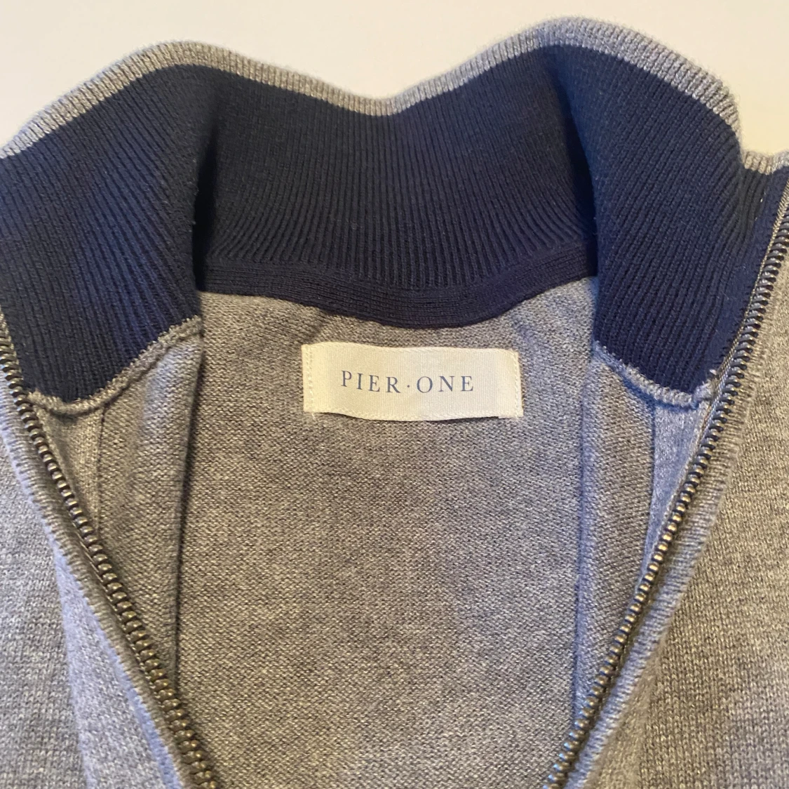 Pier One hel zip - 90