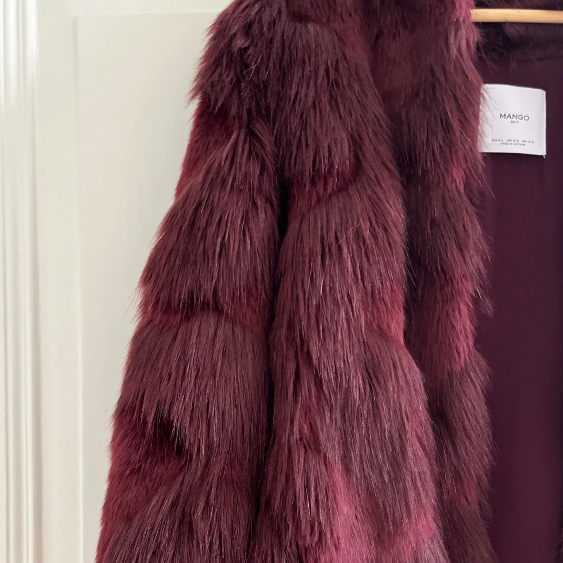 Vinröd pälsjacka  - 91
