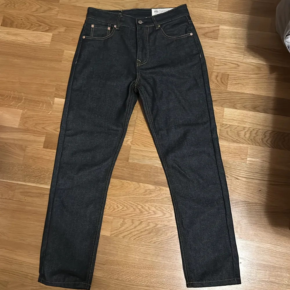 Evisu jeans i storlek 29/30, näst intill oanvända, riktigt feta. Jeans & Byxor.