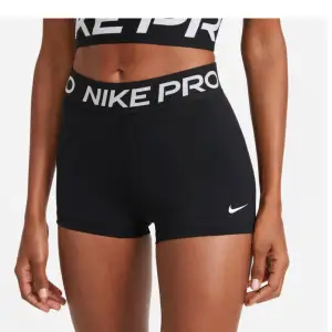 Nike pro shorts, aldrig använda💋!!