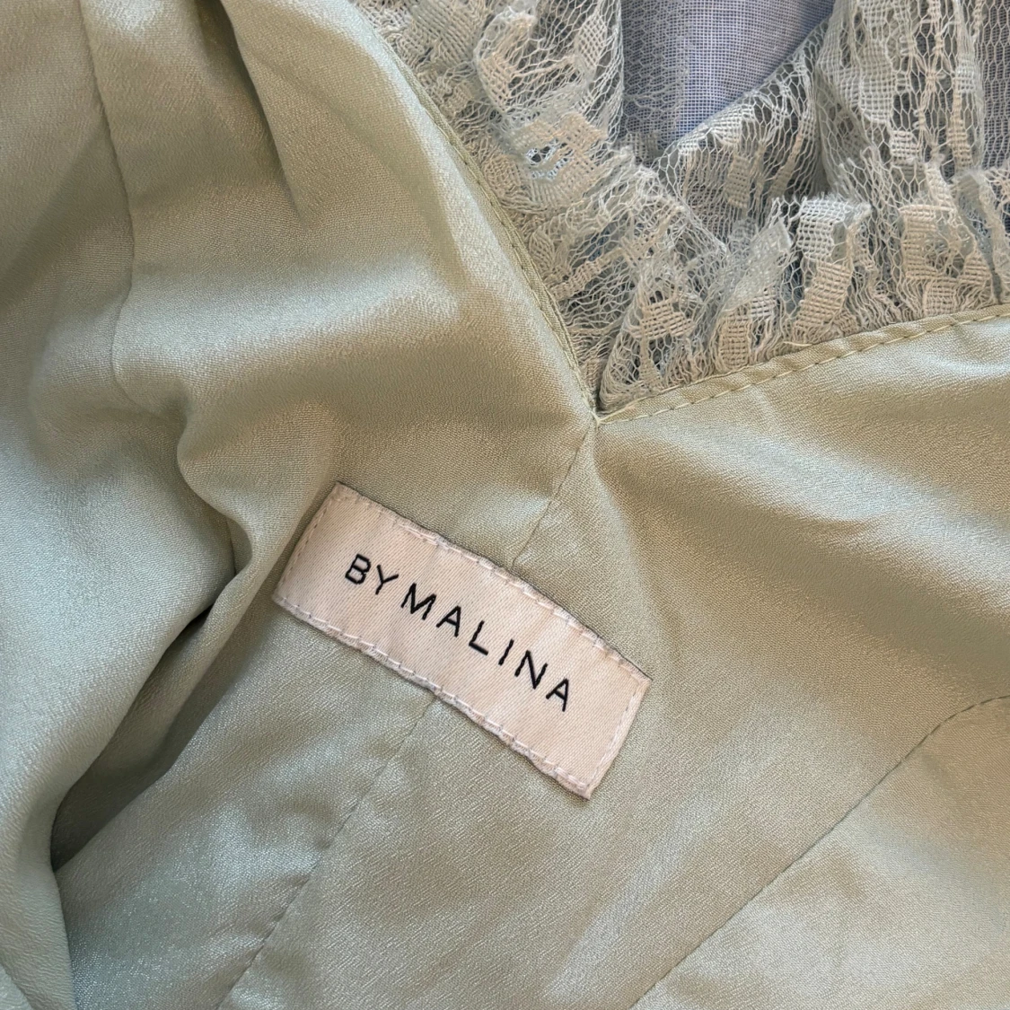 BY MALINA PISTACHO - 93