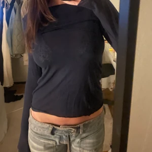 blå intimissimi tröja  - i bra skick och utan slitningar💕