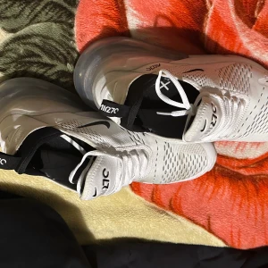 Nike skor 45 - Bra skick använda ba några gånger 