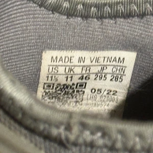 Adidas skor st 46  - Bra skick