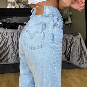 Levis  - Levis Jens å bra skick