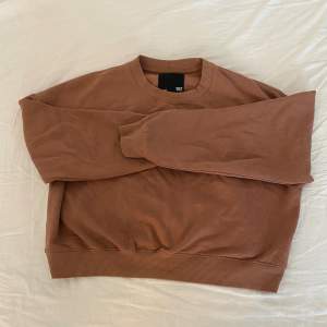 Fin tröja/ hoddie från lager 157 i storlek xs/s💗 Använd typ 20 gånger men inga tecken på användning