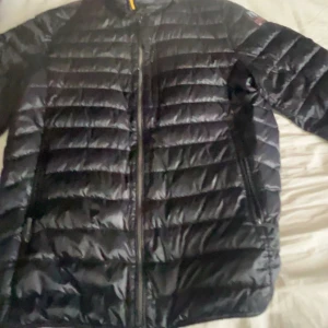 Parajumper jacka - Parajumper sheen jacka  Cond 8/10 Äkta Köpt för 4 år sedan