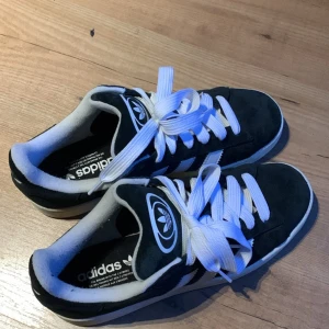 Adidas campus  - Näst intill helt nya adidas campus skor storlek 44 