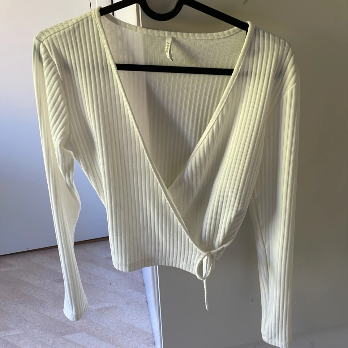 Långärmad tröja från Only - 90