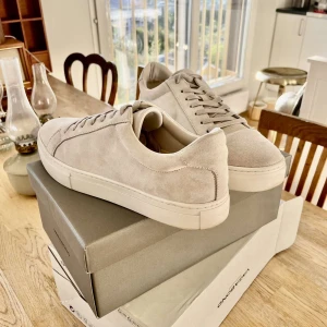 Vagabond Paul 2.0 - Nypris 1300kr, Fläckfria, Säljer pga att dem tyvär nt passar mig.