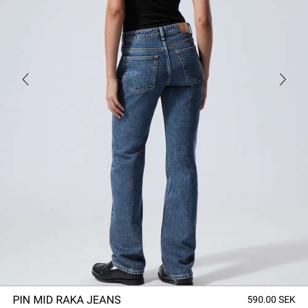 Super fina jeans från weekday i super fint skick då dem är sparsamt använda. Säljer då dem inte kommer till användning. 27/30 är måtten!❤️. Jeans & Byxor.