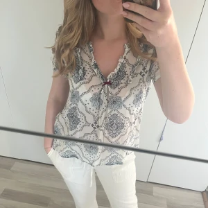 Topp - Somrig topp från odd Molly! Jätte fin och skön till sommaren🩷