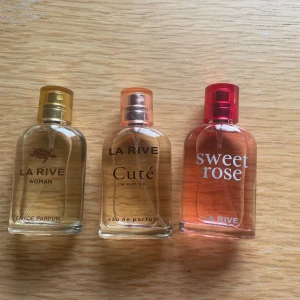 Parfymer  - La rive parfymer. 40kr styck eller 100kr för alla tre🌸