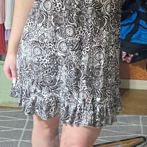 Klänning  - Klänning 