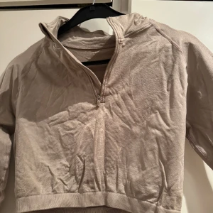 Tränings tröja  - Köpte denna på jobbet ICIW