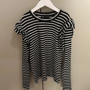 Zara tröja  - Jätre snygg tröja 