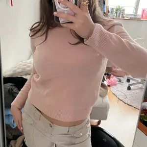 Rosa tröja i 100% cashmir💕 sparsamt använd
