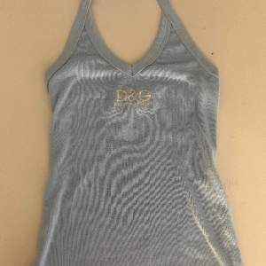 Dolce & gabbana halterneck linne i ljusblått. Säljer för 250!❤️