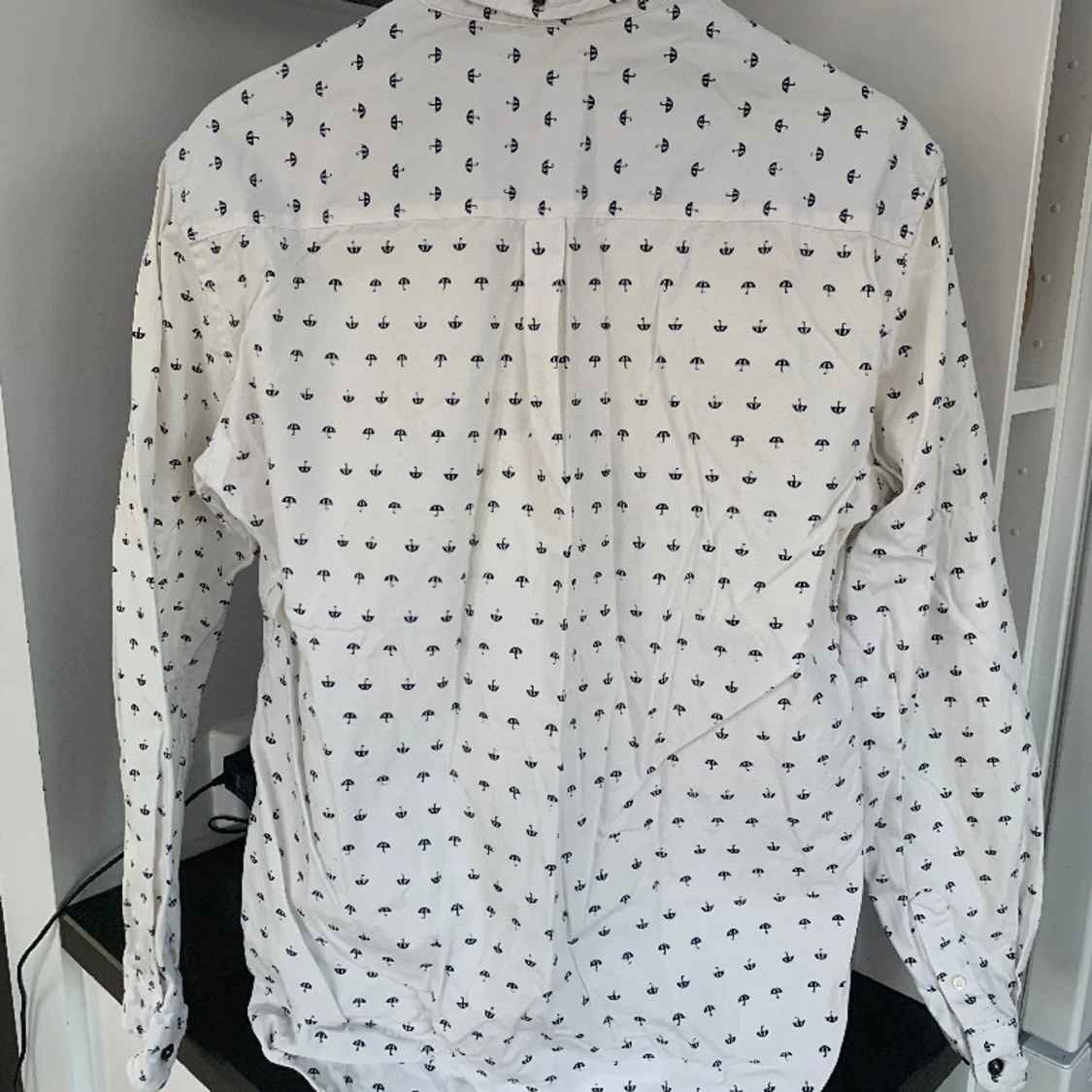 Skjorta med motiv - 91