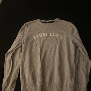 Hopdies och sweatshirt  - Storlek L på allt Grön gant såld!