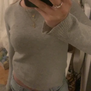 Supersnygg tröja - Den perfekta tajtare stickad tröjan som passar till allt!! 🔥🔥❤️