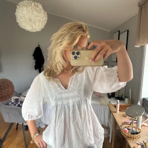 Söt blus - Jätte fin blus som aldrig e använd! 💗