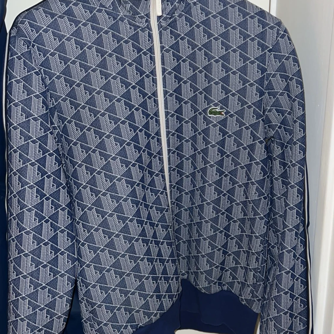 Lacoste tröja