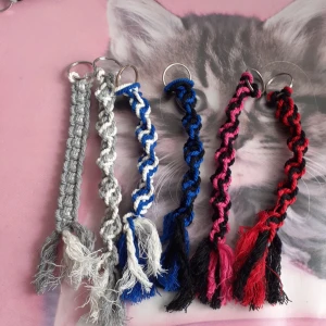 Makrame  - Säljer makrame nyckelringar för 15 kr/st💕 Frakt 16 kr♡