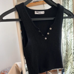 Stickad topp - Gott skick