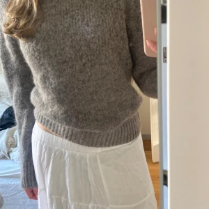 Stickad tröja - Jättefin stickad tröja❣️storlek xs men passar mig som är s