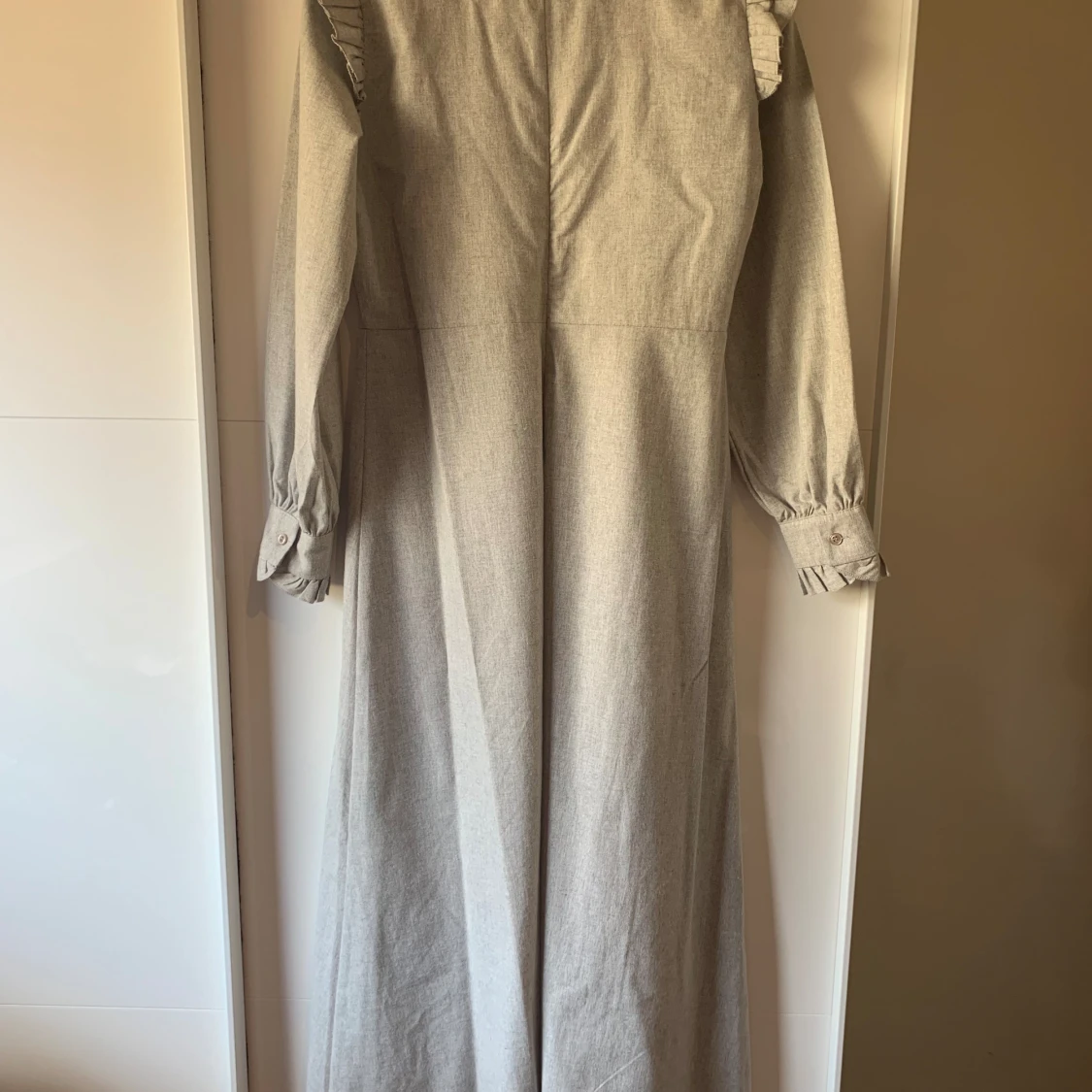 Grå klänning 👗  - 90