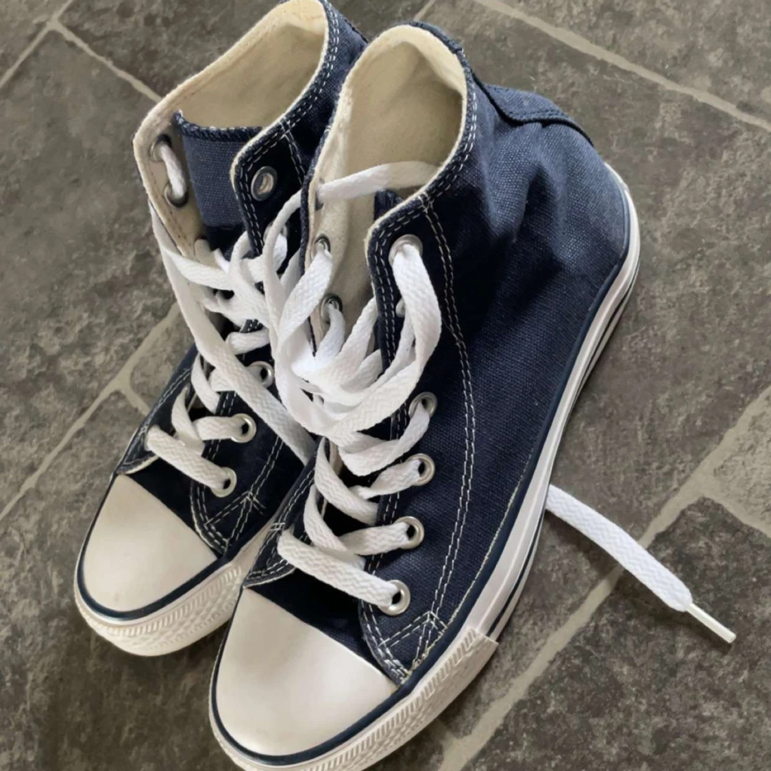 Converse bred modell - 90